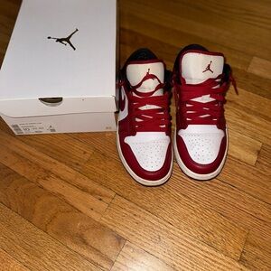 Women Jordan 1 Low, size 10 , Color: White/Gym Red-Black-Sail